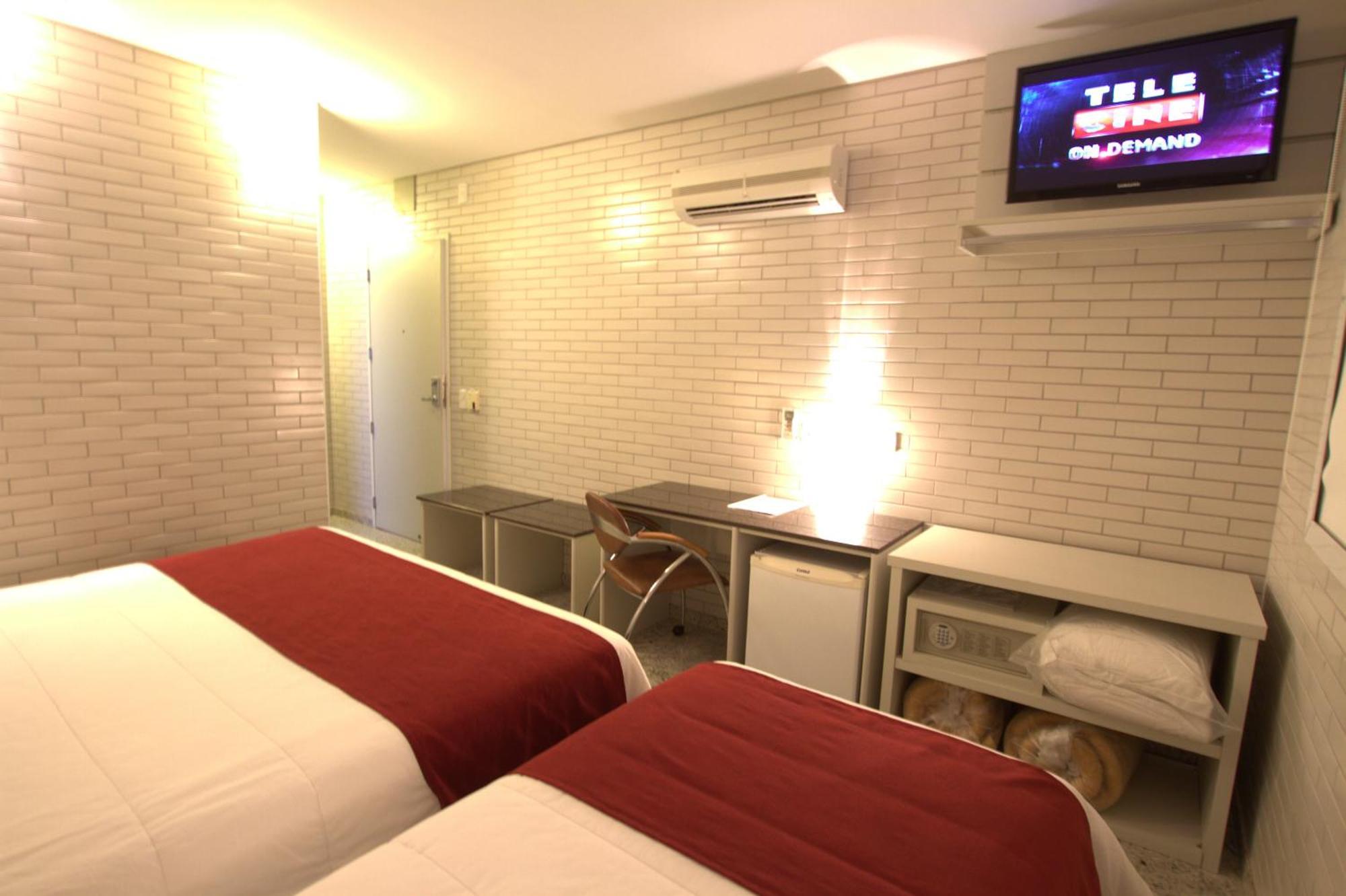 Hotel Confiance Batel Curitiba Oda fotoğraf